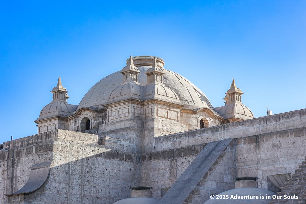Arequipa Peru - Iglesia de la Compania de Jesus
