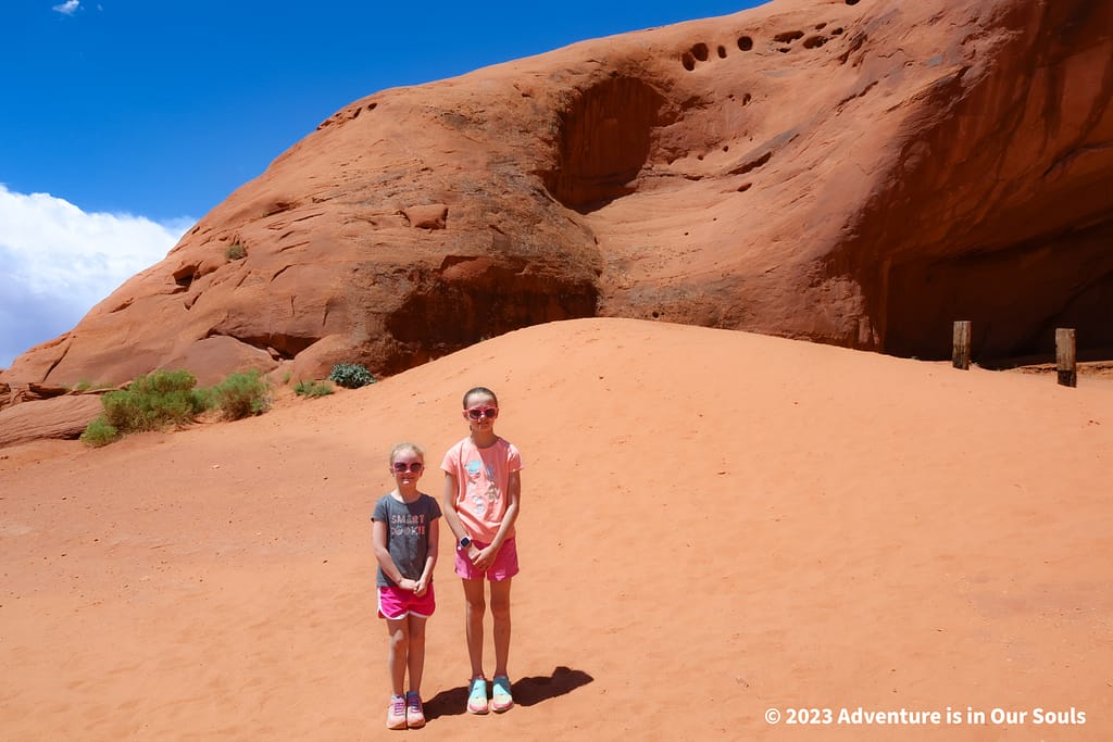 Moccasin Arch - Monument Valley