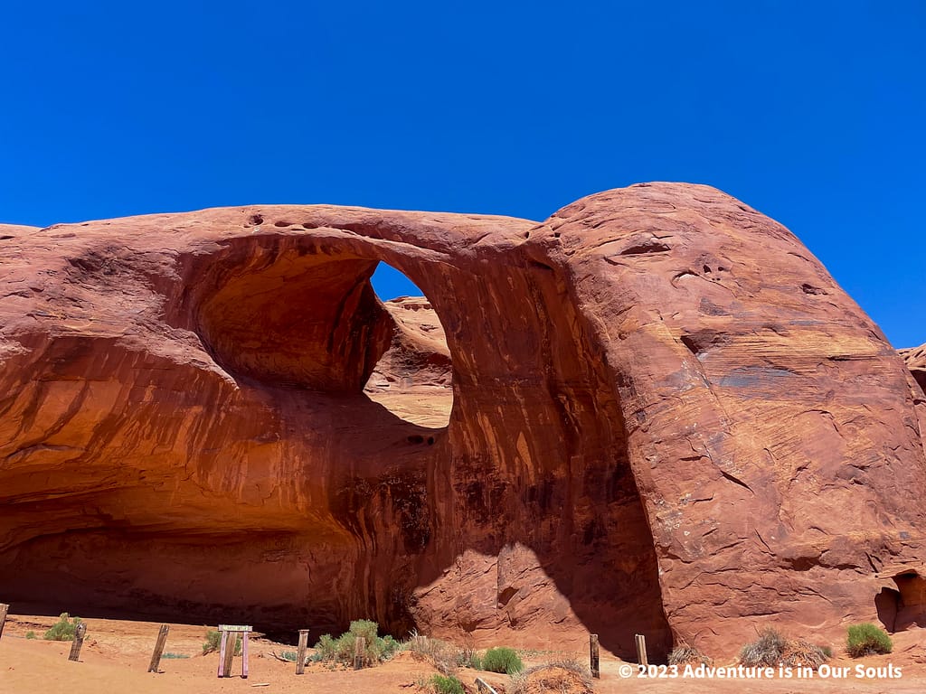 Moccasin Arch - Monument Valley